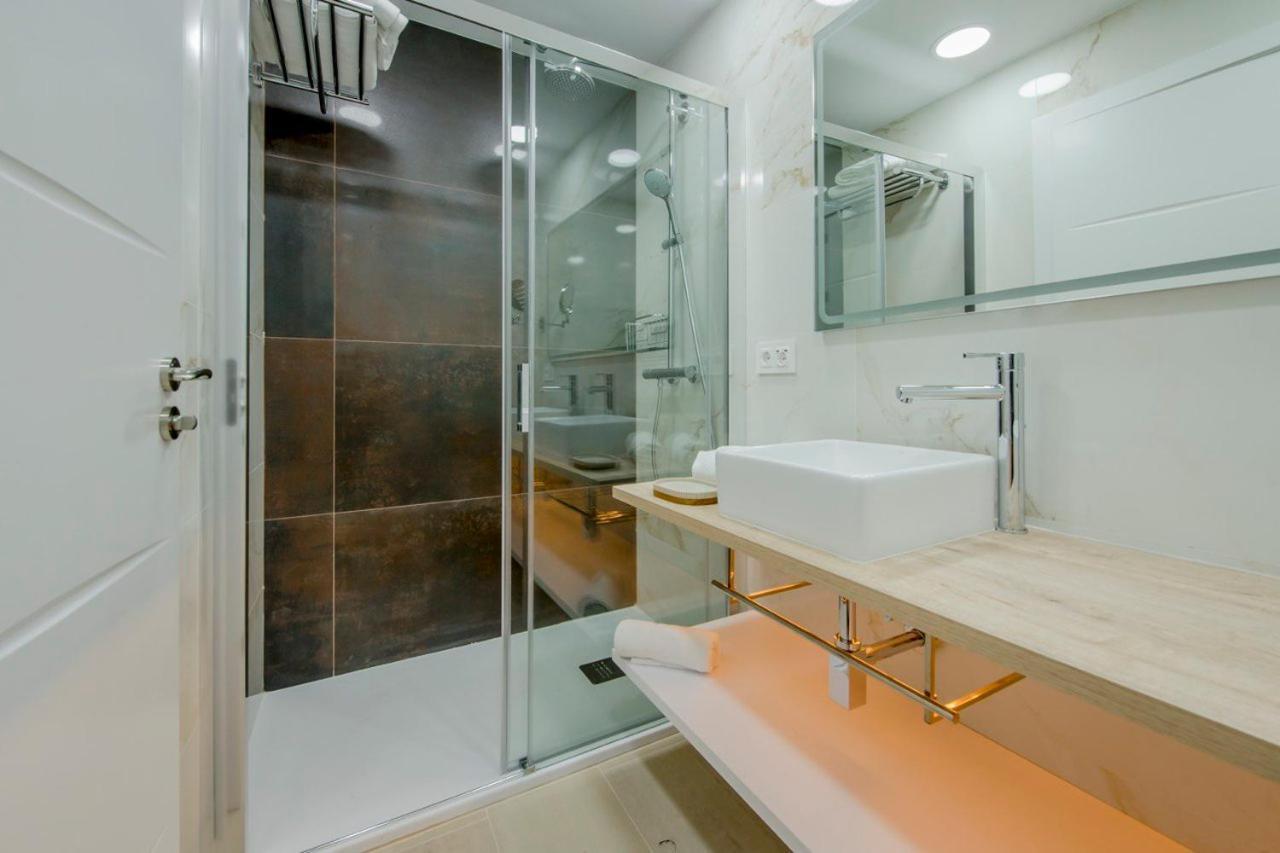 Suara Apartamentos 1 มาดริด ภายนอก รูปภาพ