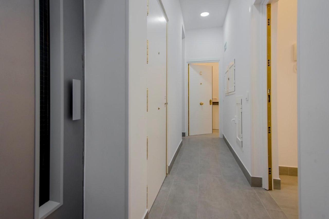 Suara Apartamentos 1 มาดริด ภายนอก รูปภาพ